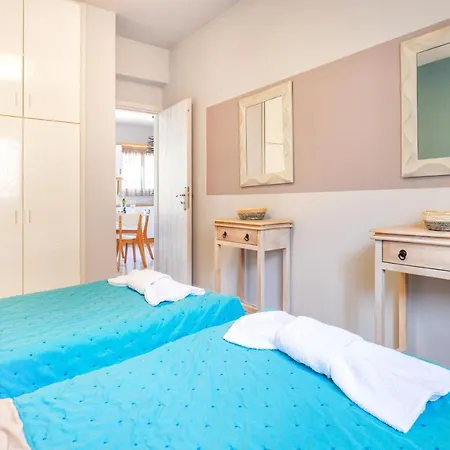 Apartment Catherine Blue - 4 Minutes Off The Poros (Kefalonia)